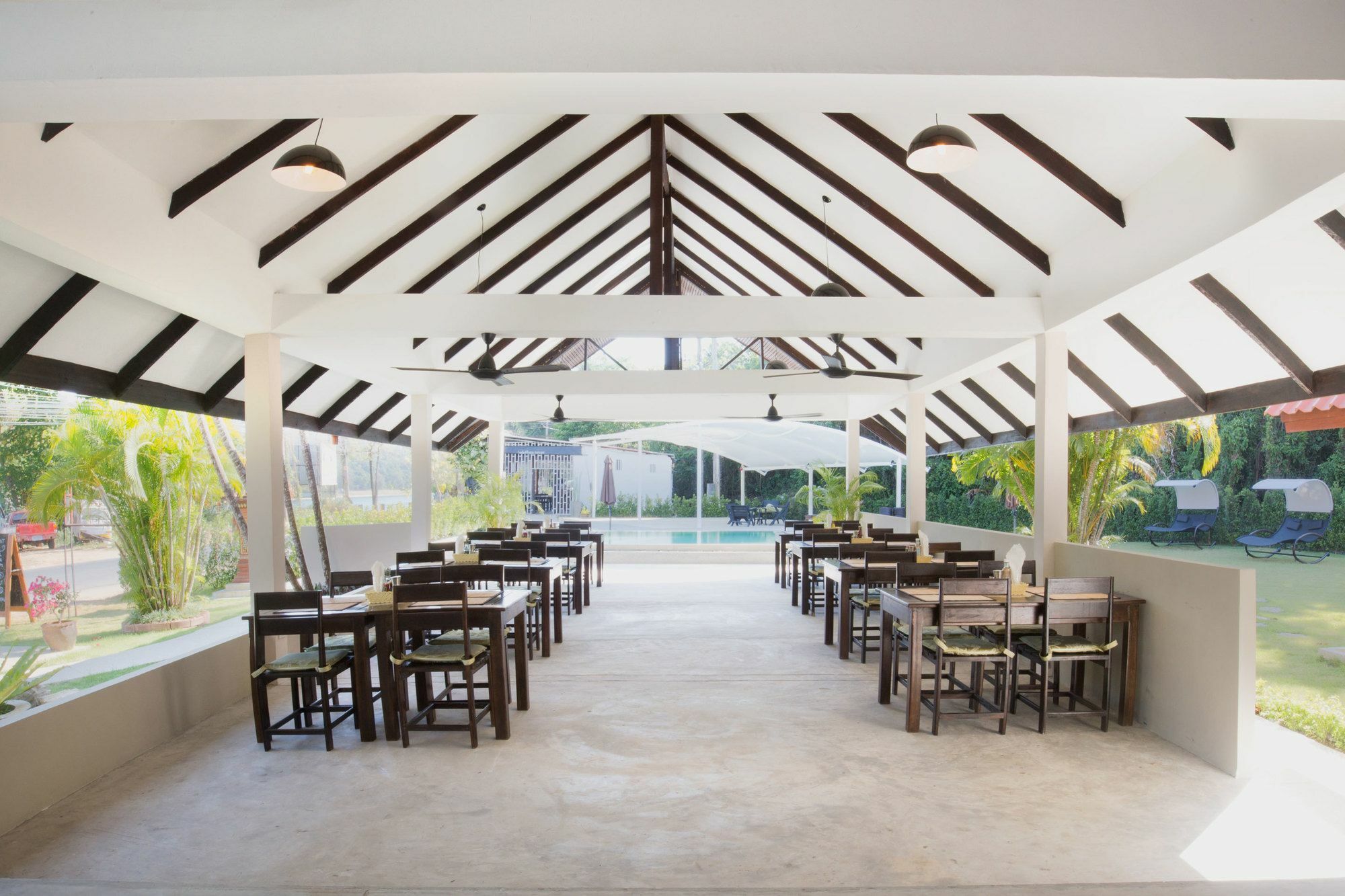 Naiharn Beach Resort - Sha Plus Extra Nai Harn Exterior photo